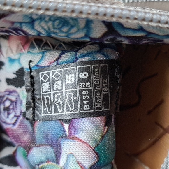 Blowfish Girls Cutout Open Toe Fabric Booties - Picture 5 of 8